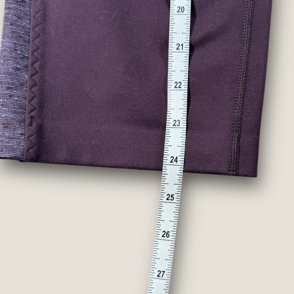 Under Armour AllSeasonGear Capri Leggings Purple Space Dye Side Stripe Large - Picture 7 of 8
